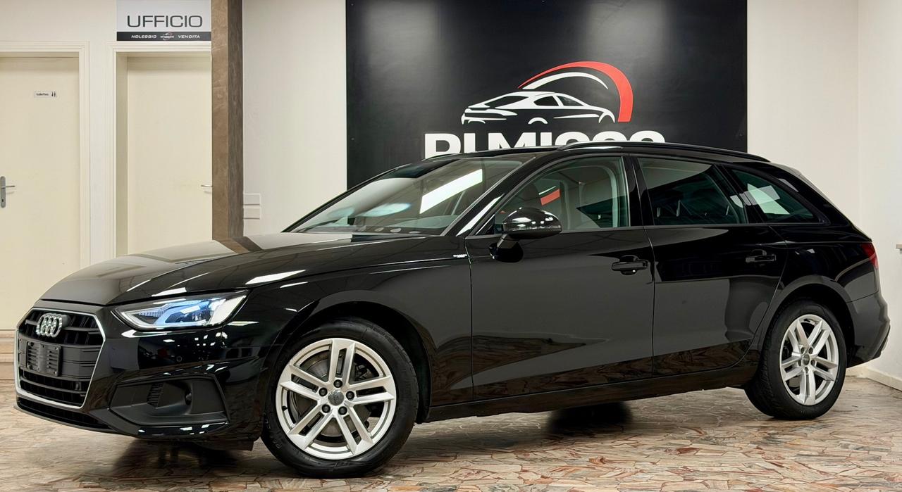 Audi A4 Avant 30 TDI/136 CV S tronic Business Advanced