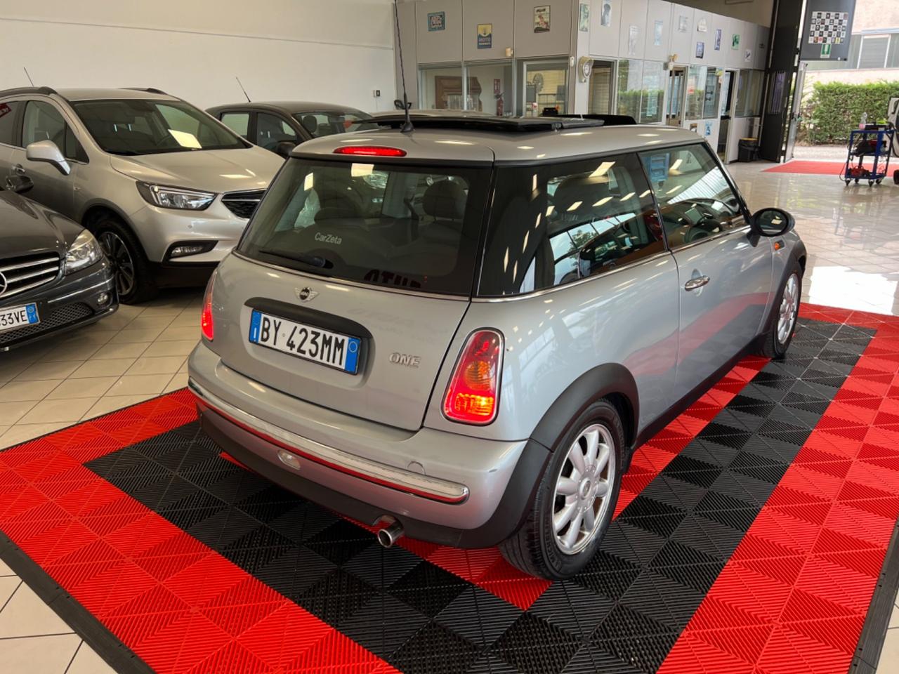 Mini Mini 1.6 16V One