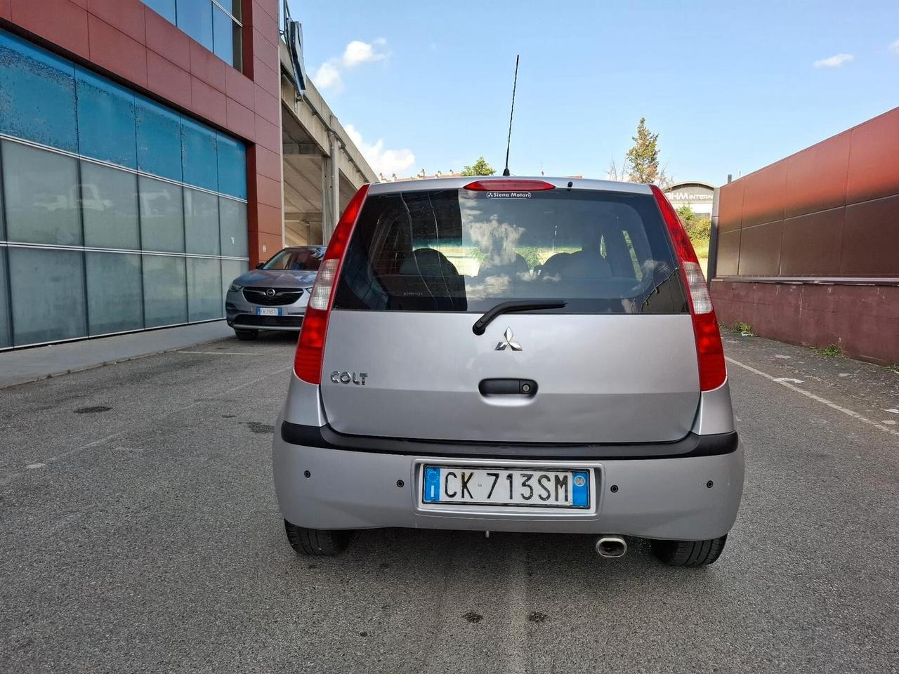 Mitsubishi Colt
