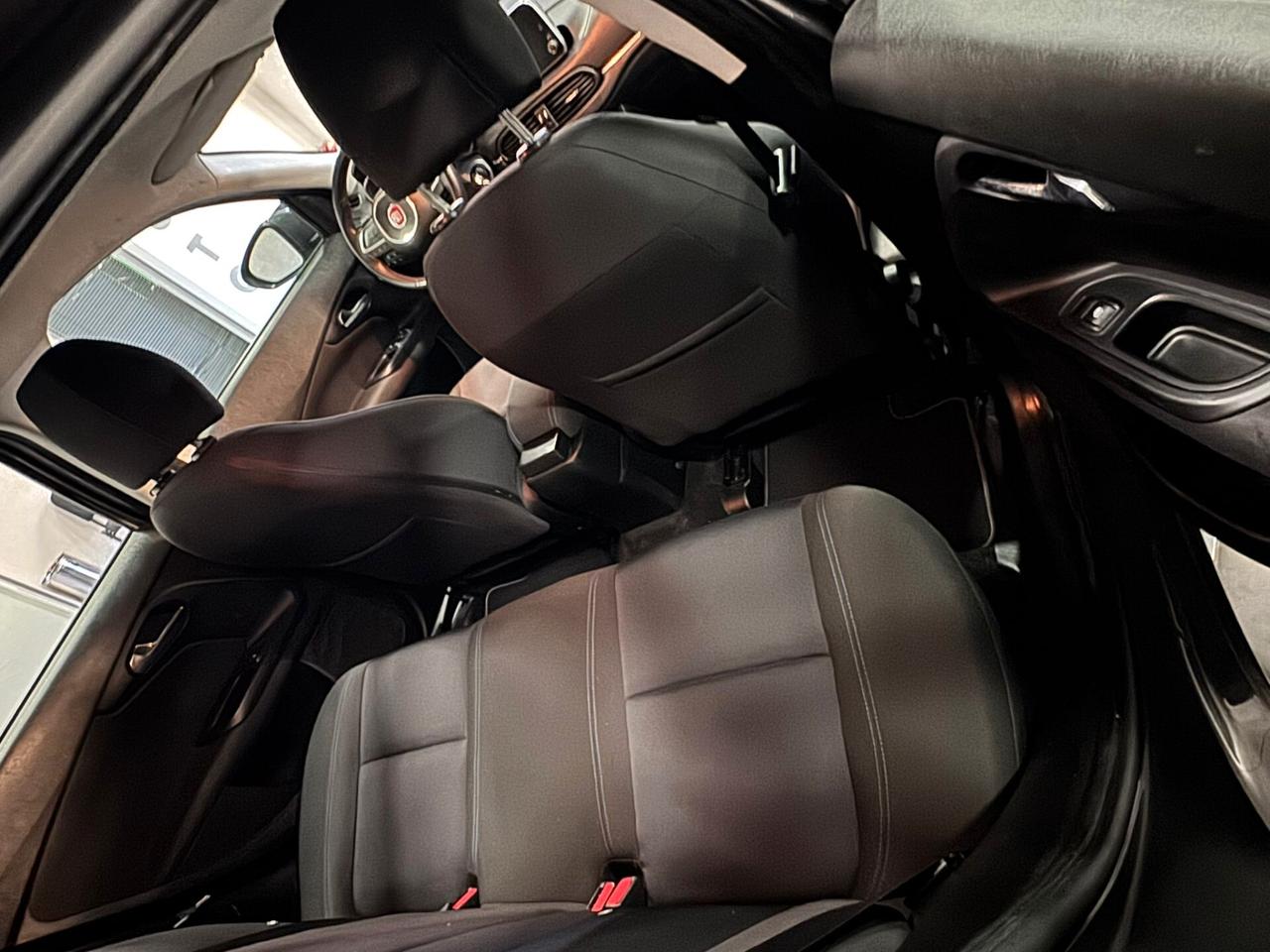 Fiat Tipo 1.6 Mjt S&S SW Lounge