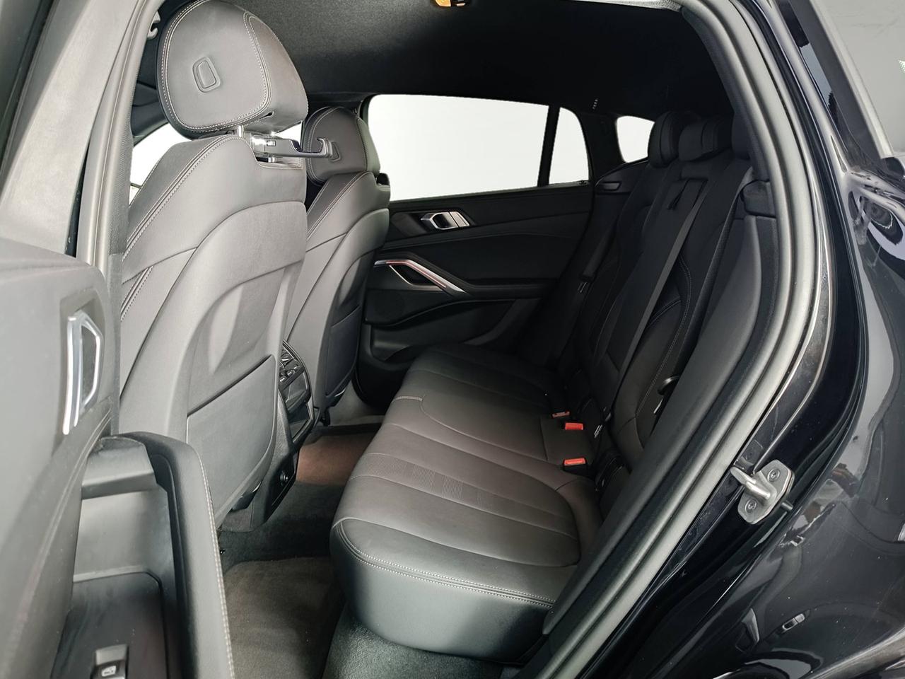 BMW X6 G06 - X6 xdrive30d mhev 48V Msport auto