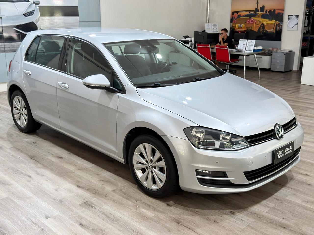 VOLKSWAGEN GOLF 1.6 TDI 110CV 5P COMFORTLINE