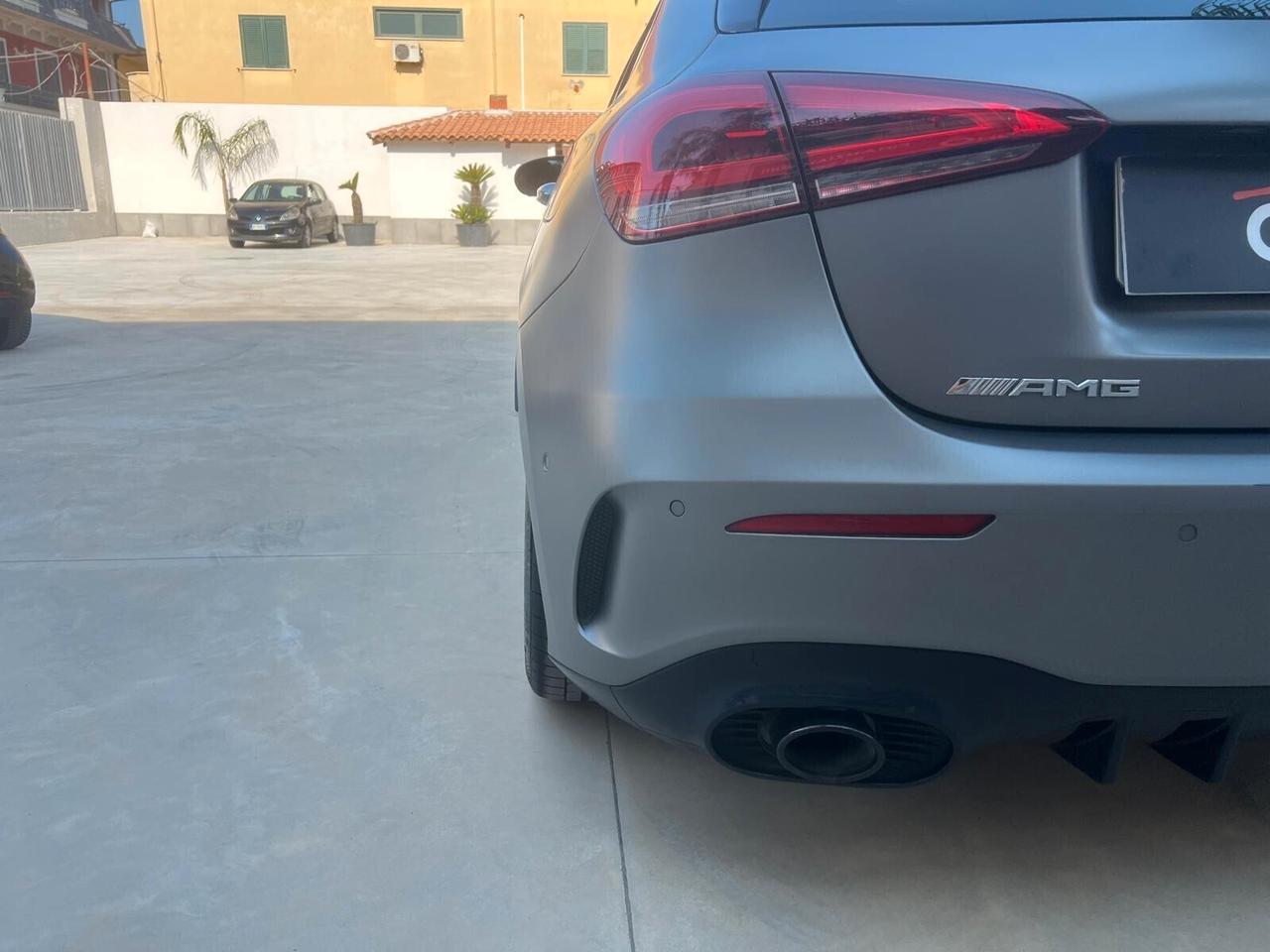 Mercedes-benz A 35 AMG