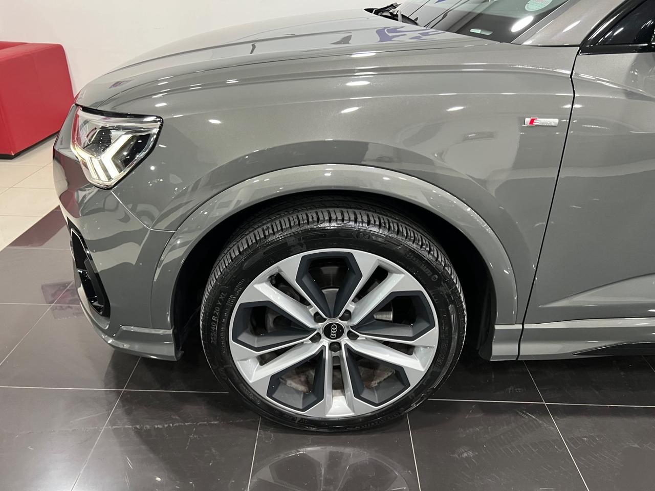 Audi Q3 40 SPB 2.0 TDI STronic SLine Edition Quattro 200 cv