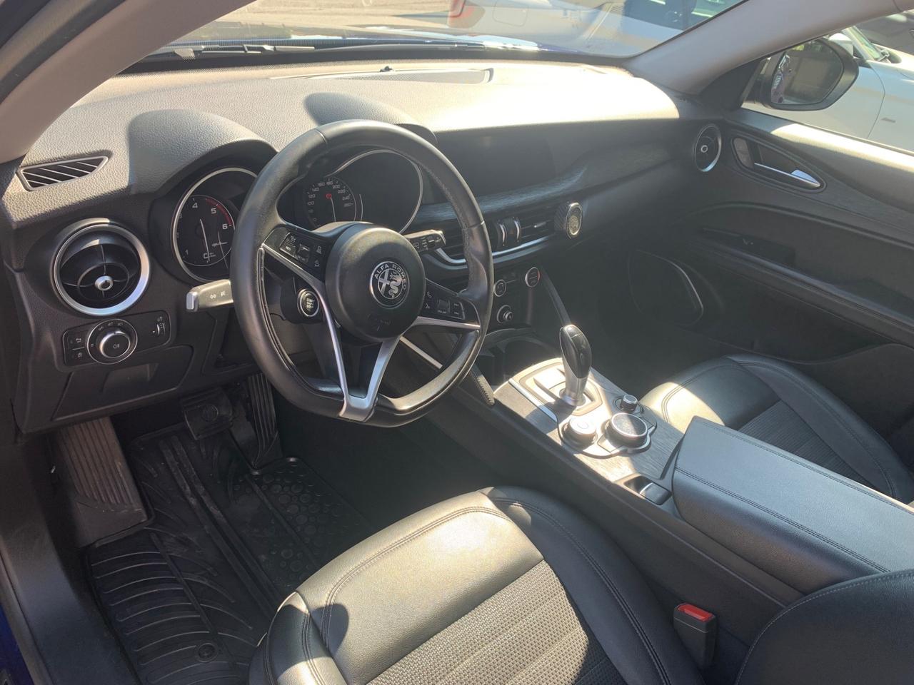 Alfa Romeo Stelvio 2.2 Turbodiesel 210 CV AT8 Q4 B-Tech