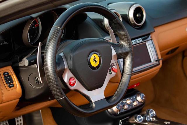FERRARI California California
