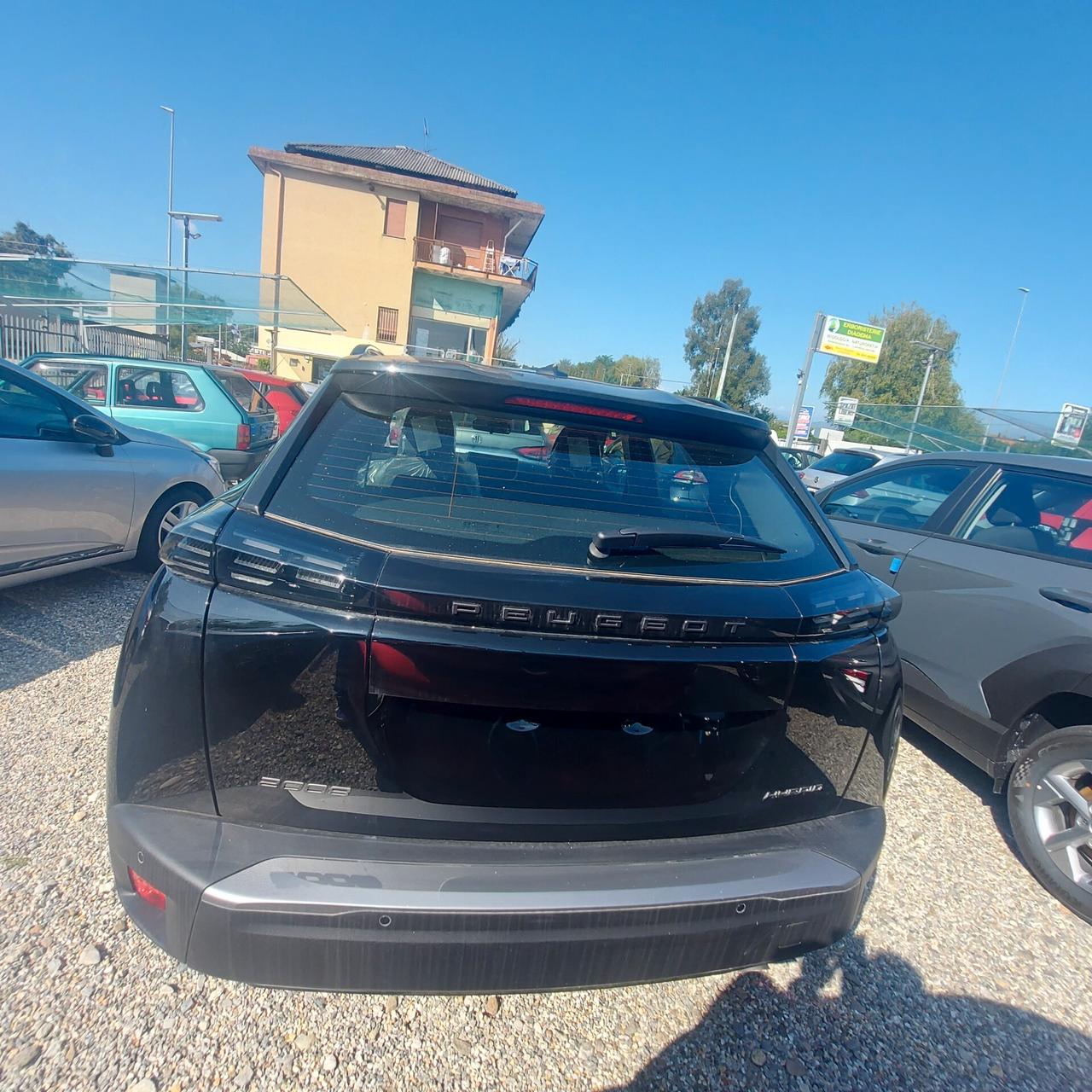 Peugeot 2008 Hybrid 110 e-DCS6 Allure