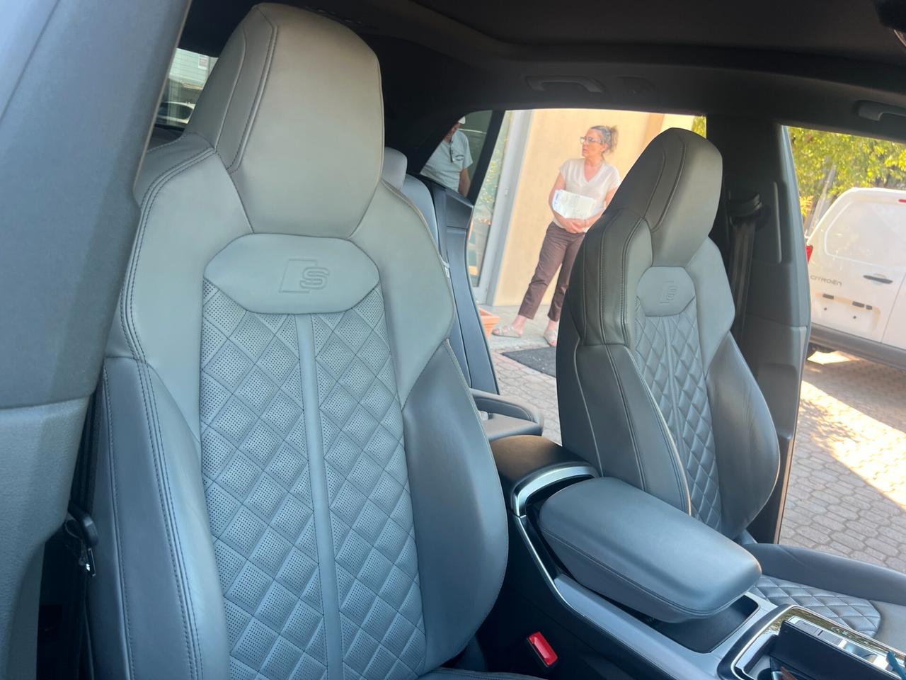Audi Q8 50 TDI 286 CV quattro tiptronic Sport