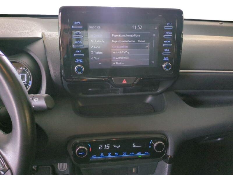 Toyota Yaris Hybrid Trend MY22