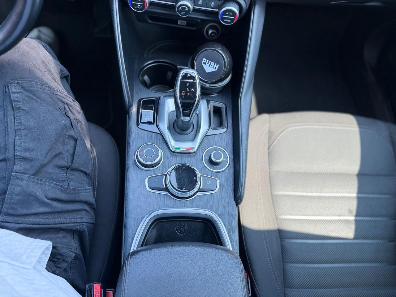 Alfa Romeo Giulia Business 2.2 #10776