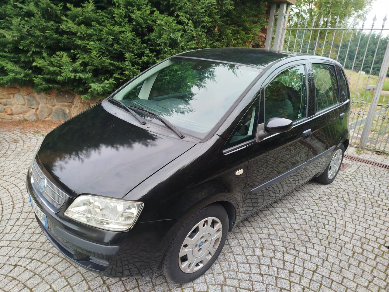 Fiat Idea 1.3 Multijet 16V 70 CV BlackEnergy