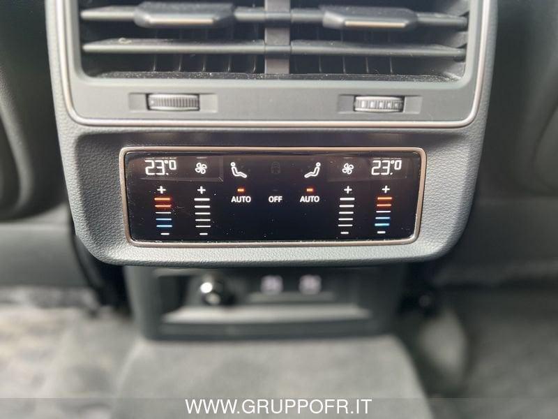 Audi Q8 RS 4.0 mhev quattro tiptronic