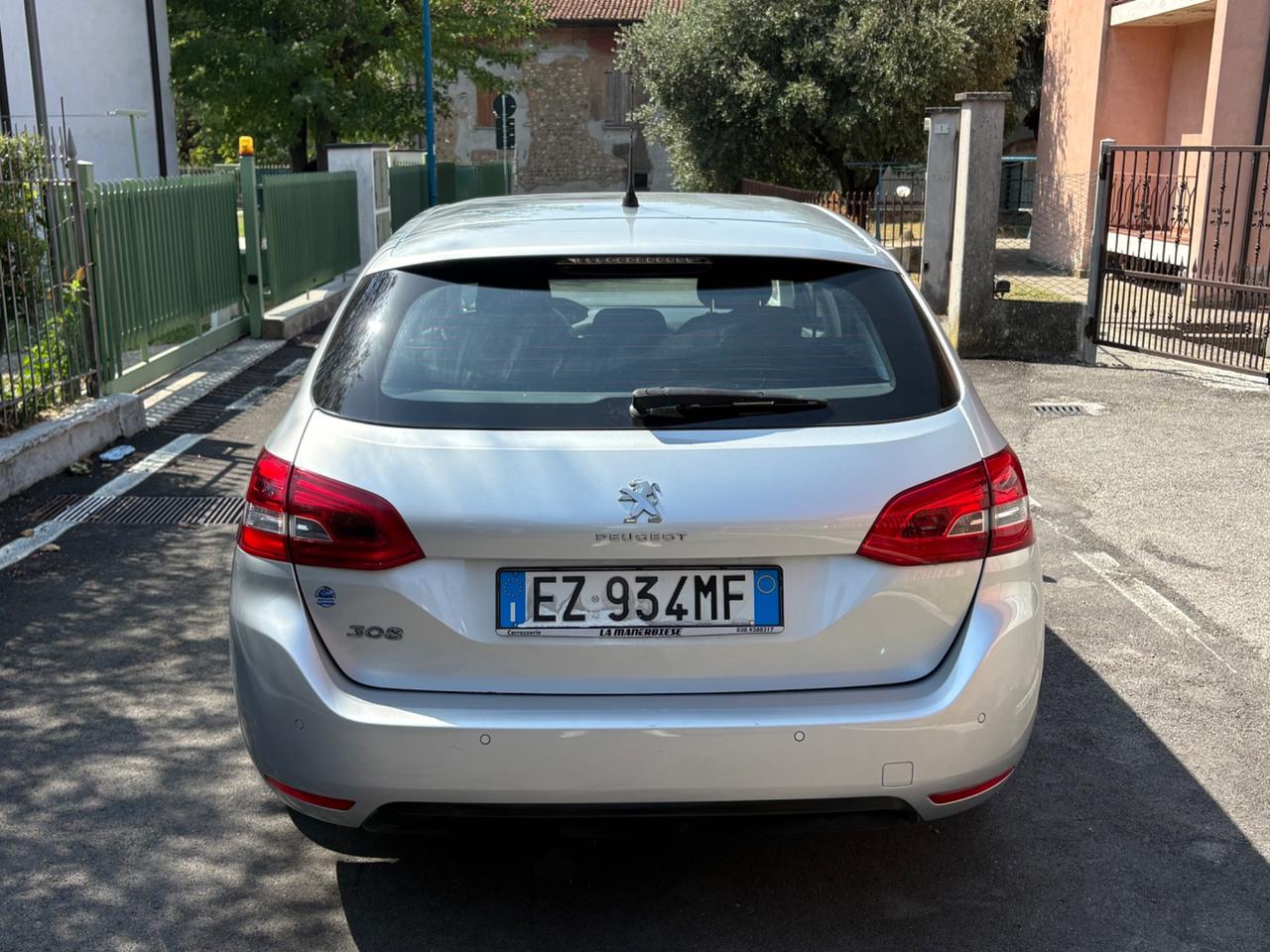 Peugeot 308 1.6 e-HDi 115 CV StopeStart SW GT Line