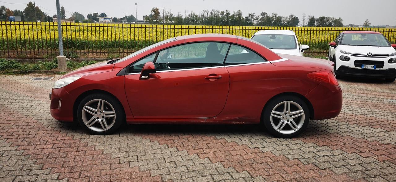 Peugeot 308 1.6 HDi 112CV CC Féline