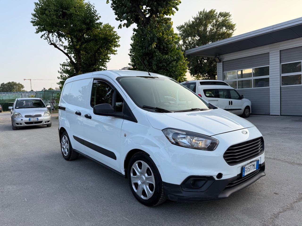 Ford Transit Courier Transit Courier 1.5 TDCi 75CV Van Trend