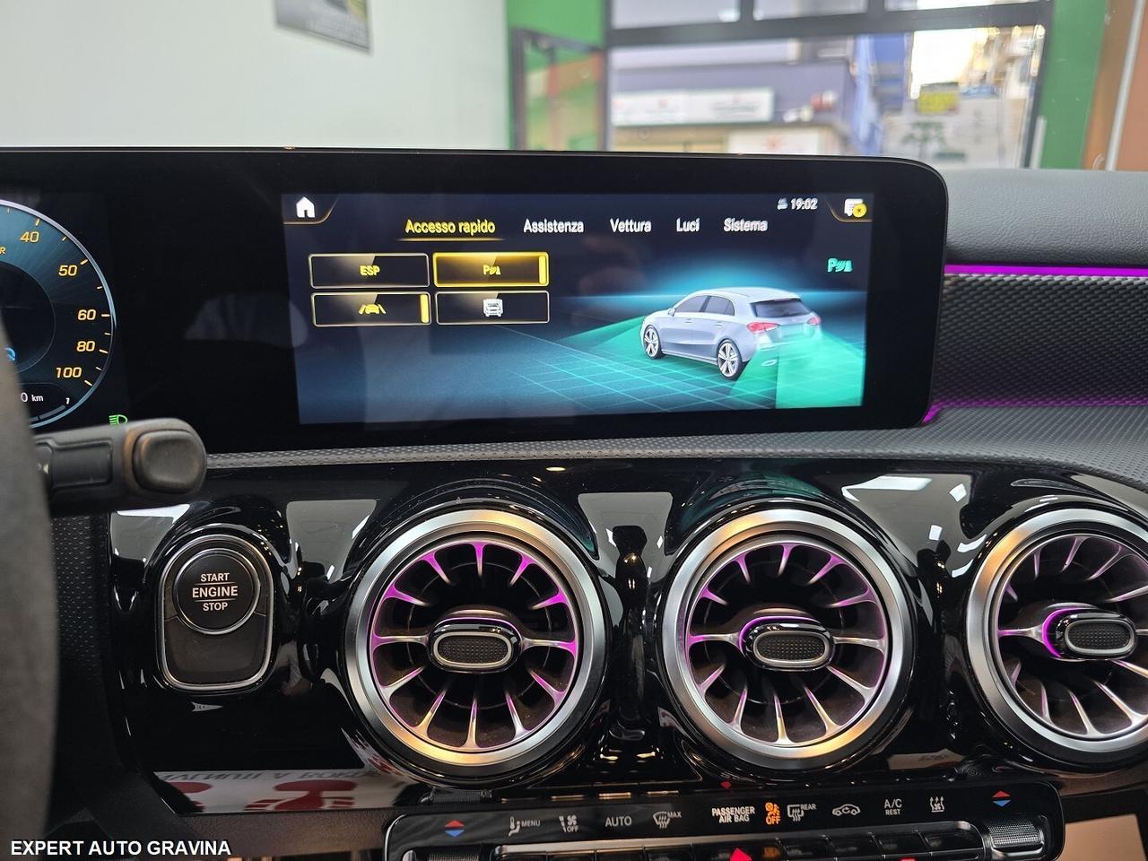 MERCEDES A250E AMG SPORT
