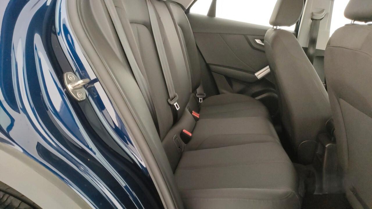 Audi Q2 30 TDI Identity Black