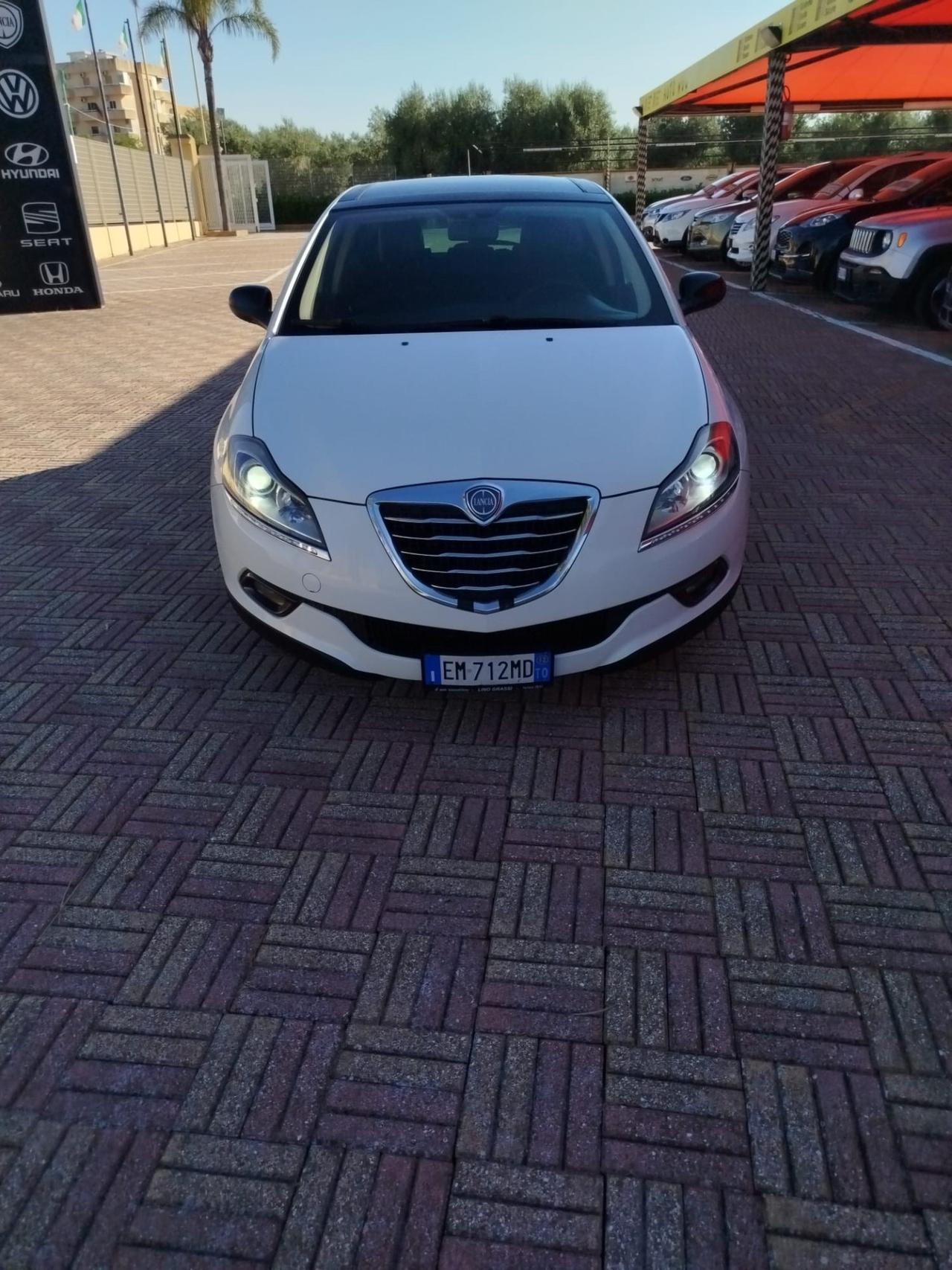 Lancia Delta 1.4 T-Jet 120 CV Silver Ecochic GPL