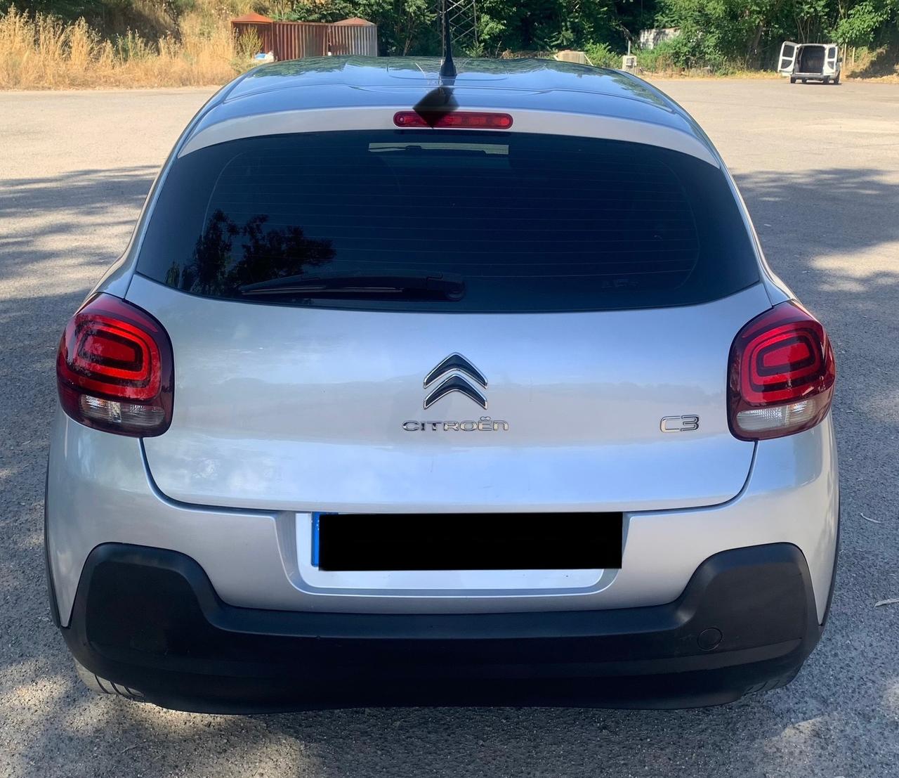 Citroen C3 BlueHDi 75 S&S Shine 100000 KM