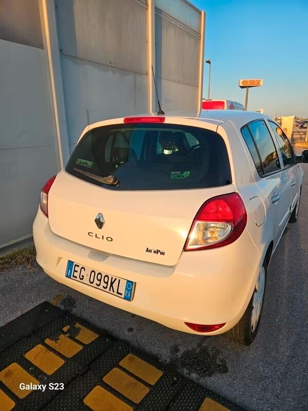 Renault Clio 1.2 16V 5 porte Dynamique