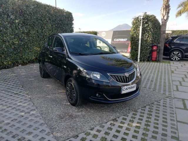 LANCIA Ypsilon 1.0 FireFly 5 porte S&amp;S Hybrid Ecochic Silver