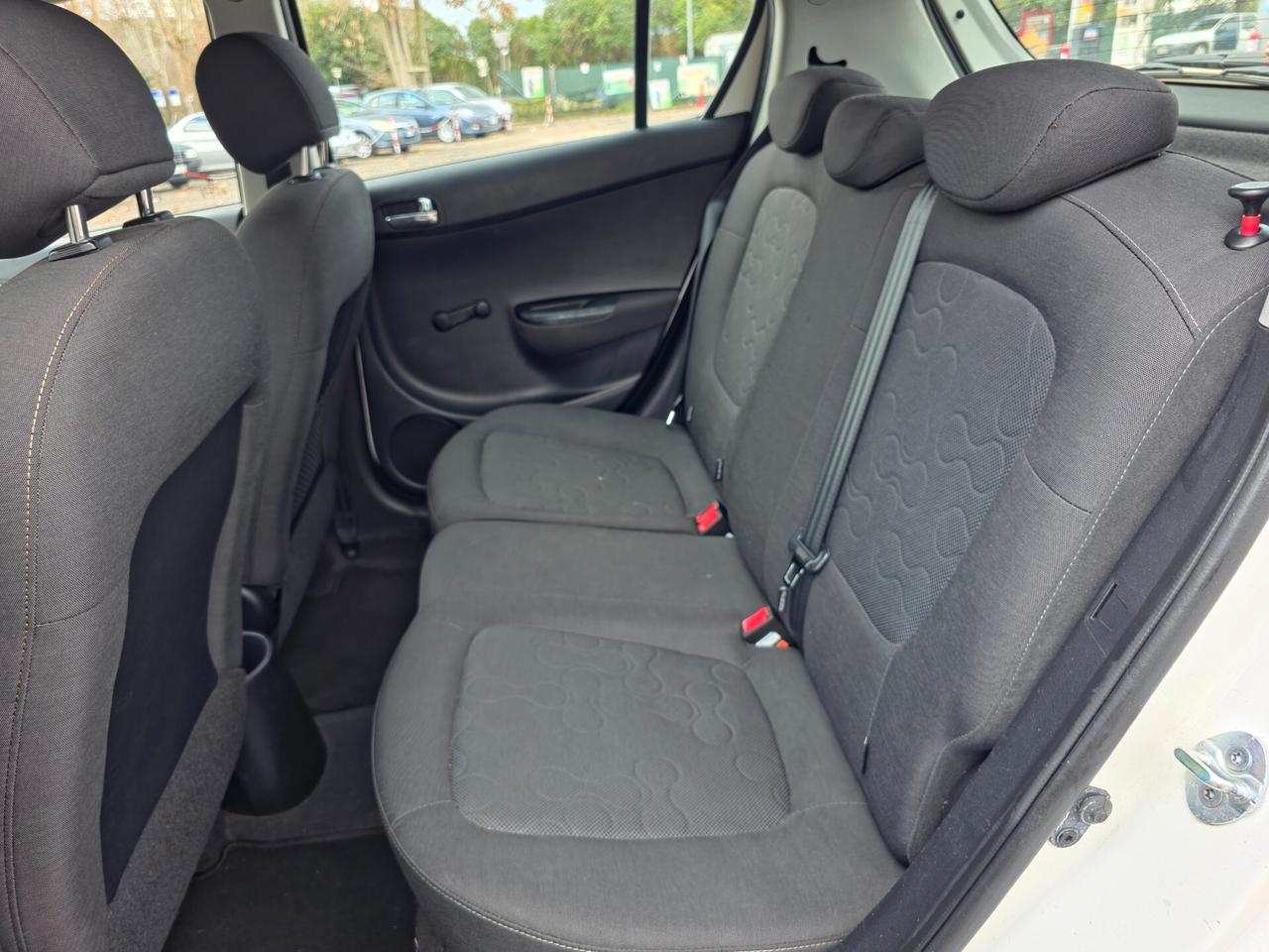 Hyundai i20 1.2 5p. CV-77 Sound Edition 2012-E5 Manuale NEO