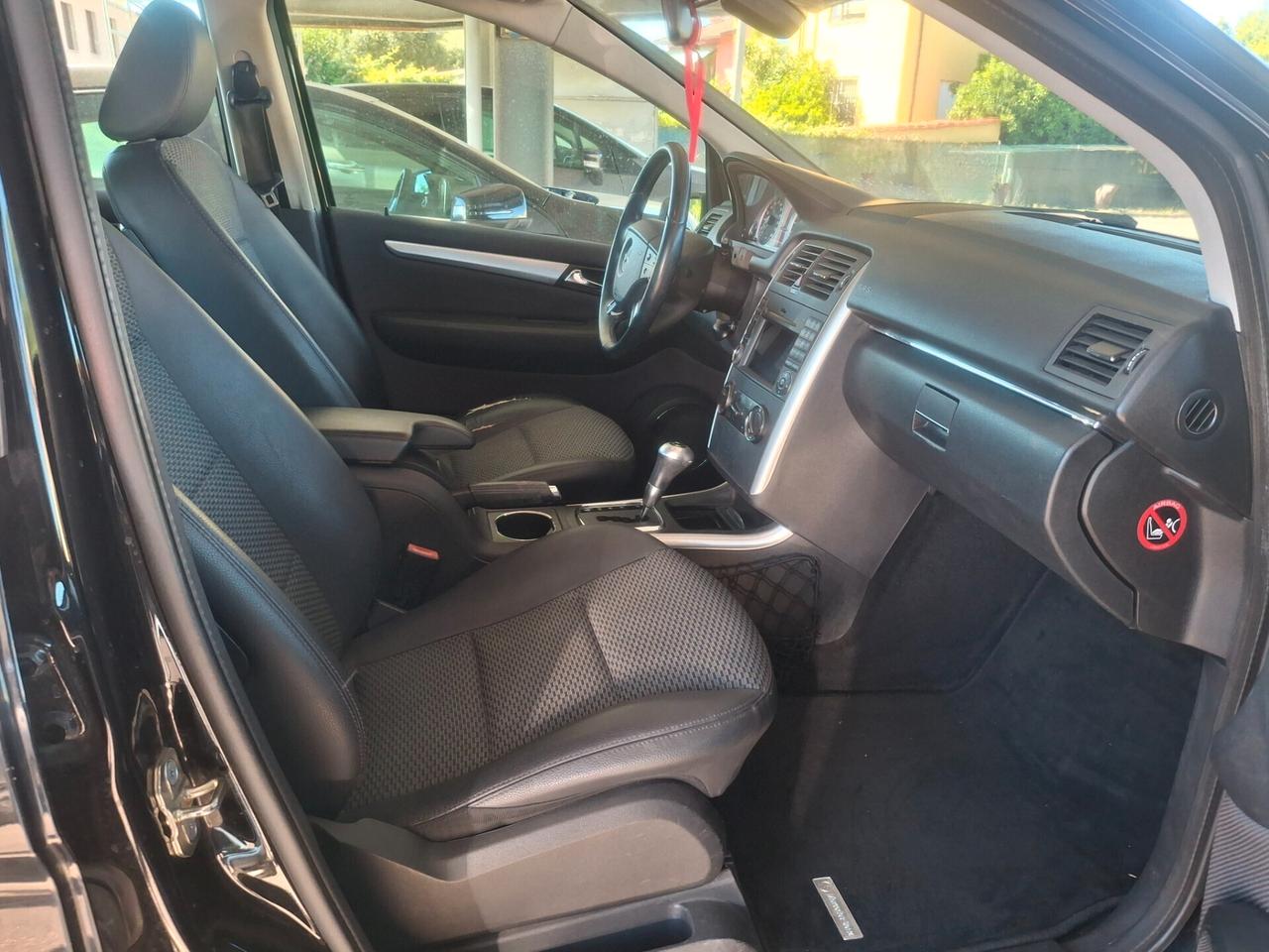Mercedes-benz B 180 CDI Premium-NAVI-AUTOMATICA-