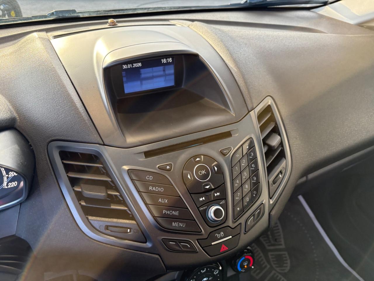 Ford Fiesta 1.5 TDCi 75CV 5 porte Business