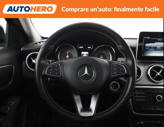 MERCEDES-BENZ GLA 200 d Sport