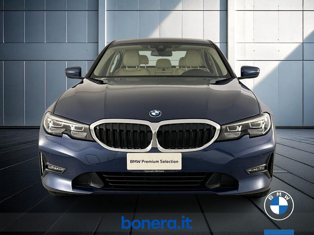 BMW Serie 3 Berlina 318 d Mild Hybrid 48V Luxury Steptronic