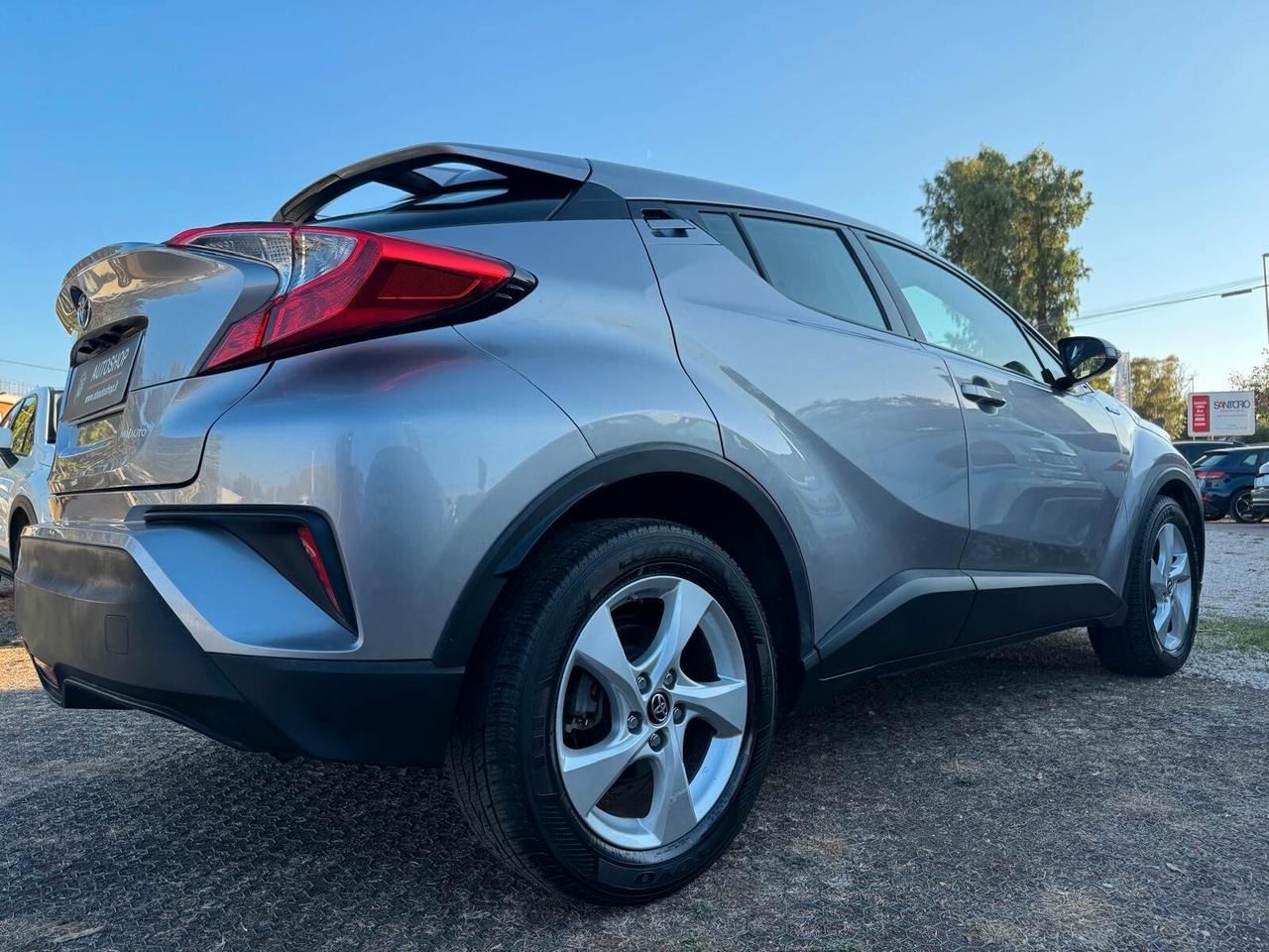 TOYOTA - C-HR - 1.8 Hybrid E-CVT Active - NEOPATENTATI - FINANZIABILE - PERMUTE