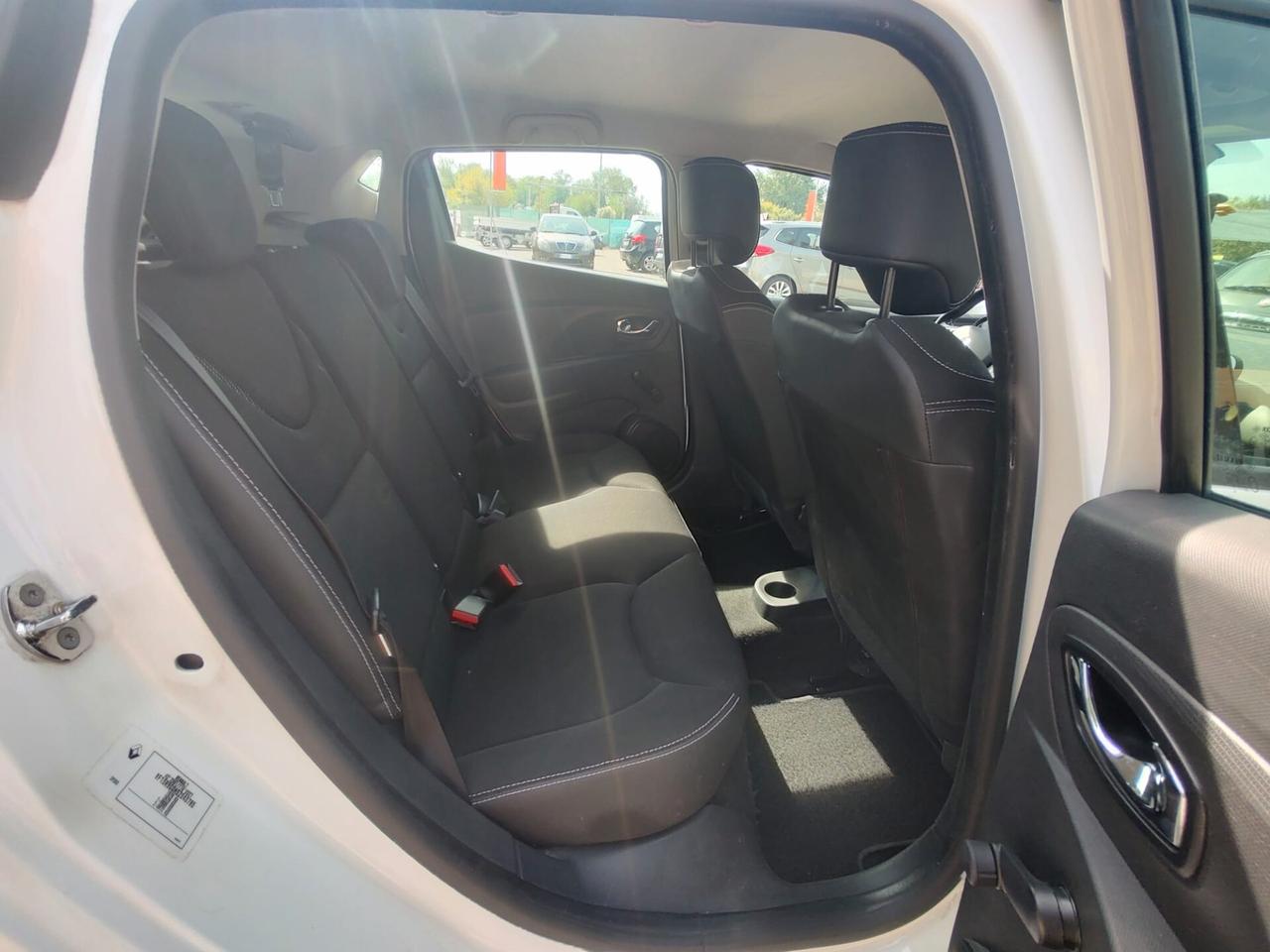 Renault Clio 1.2 75CV GPL 5 porte Live, BENZINA\GPL, OK NEOPATENTATI
