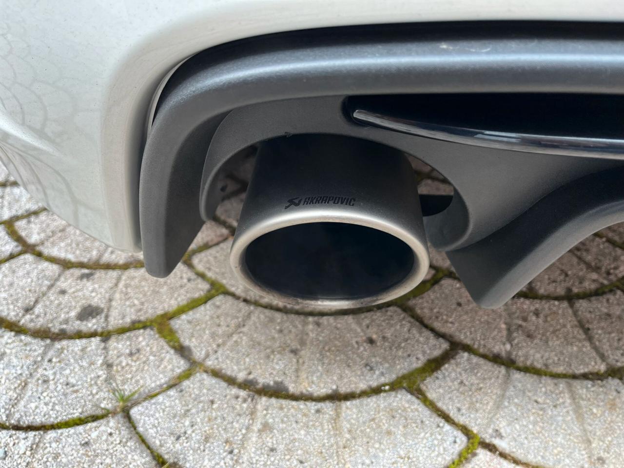 Abarth 595 1.4 Turbo T-Jet 180cv Esseesse Monza Performance