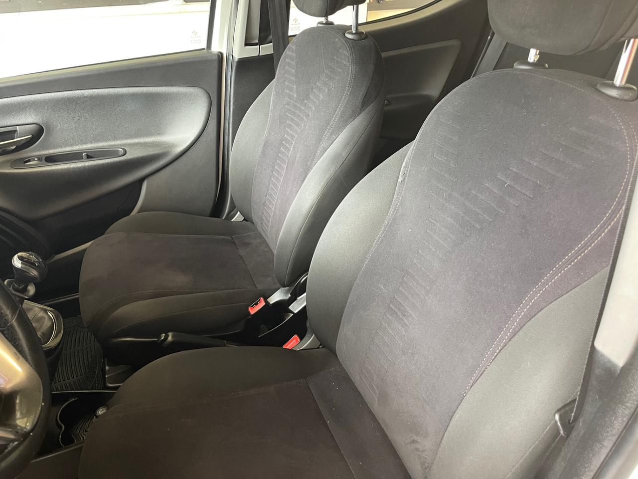 Lancia Ypsilon 1.2 69 CV 5 porte Gold - NO VINCOLO DI FINANZIAMENTO
