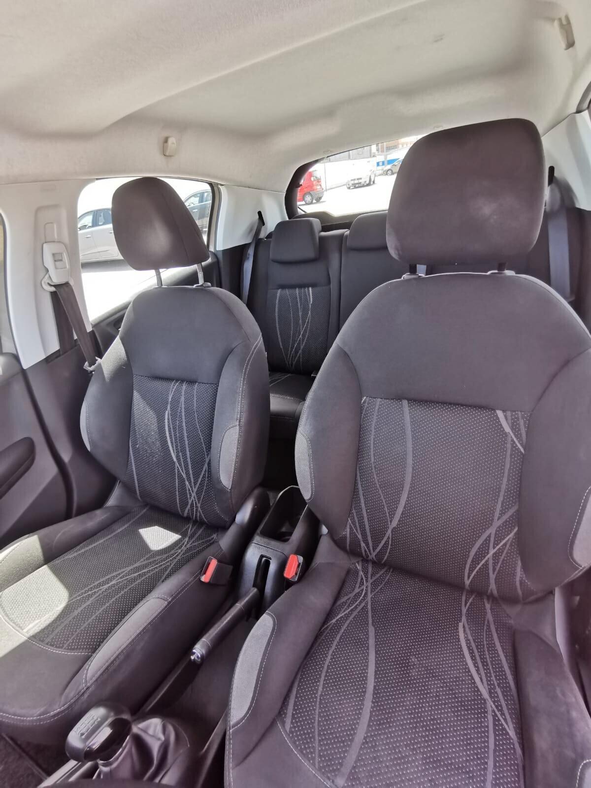 Peugeot 208 1.4 HDi 68 CV 5P. Active solo km.108000