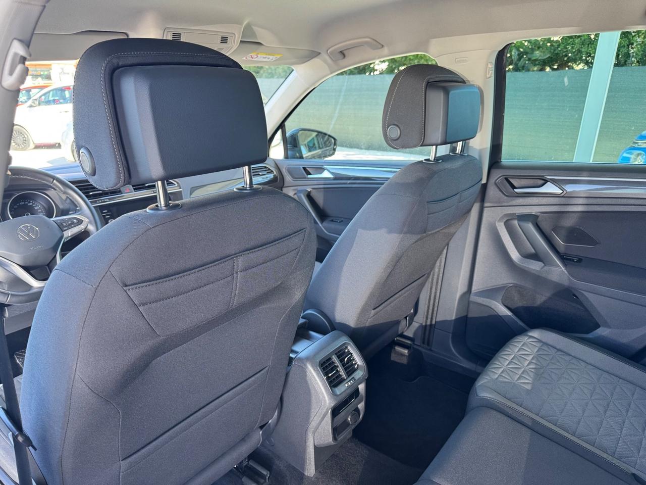 Volkswagen Tiguan 2.0 TDI 150 CV SCR DSG Elegance
