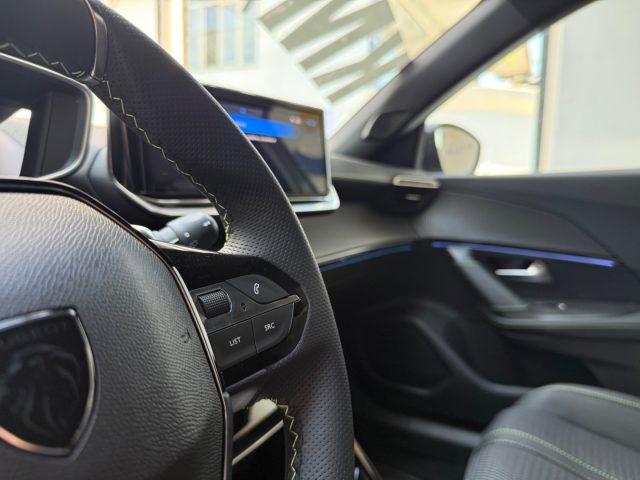 PEUGEOT 2008 Hybrid 136 e-DCS6 GT da?319,00
