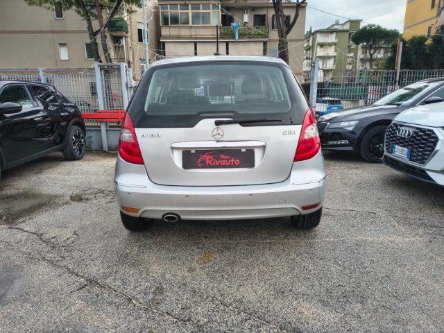 MERCEDES-BENZ A 180 CDI Elegance