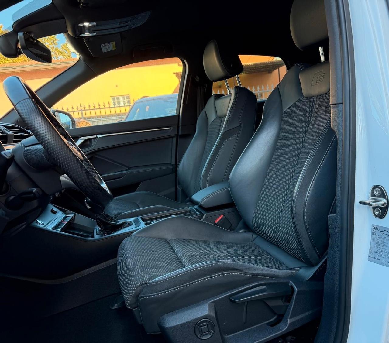 Audi Q3 35 TDI Quattro S-Line 20" Kamera