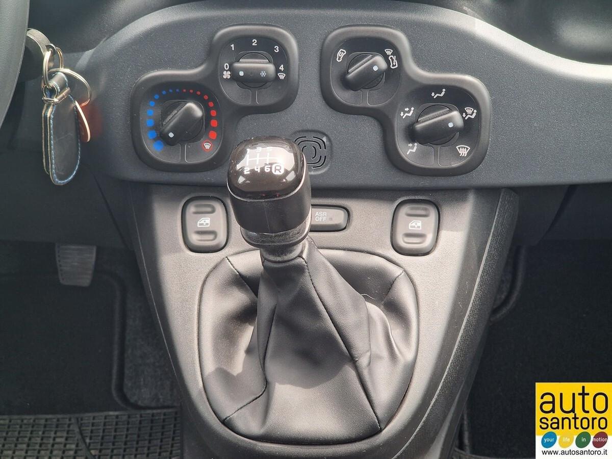 Fiat Panda 1.0 S&S Hybrid Van 4 posti