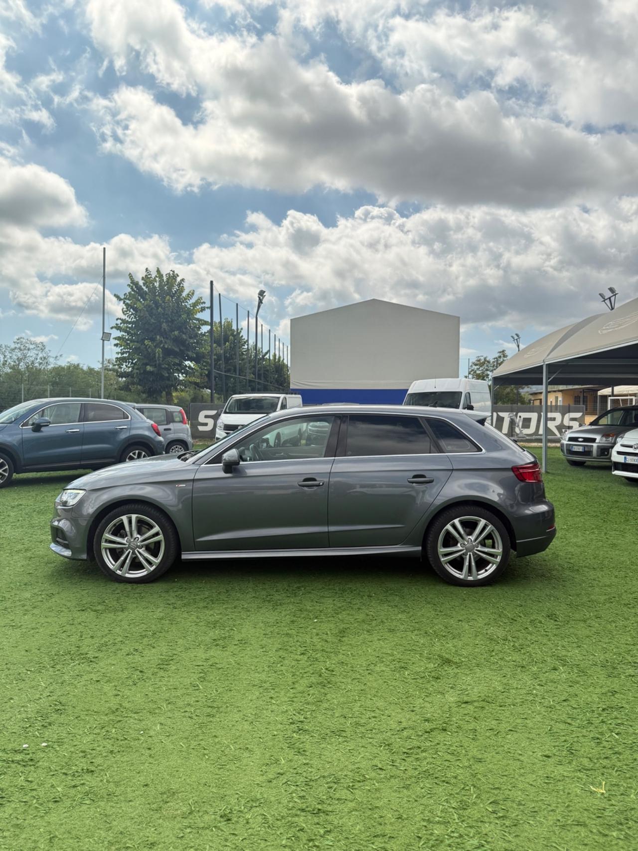 Audi A3 SPB 1.6 Diesel S-LINE