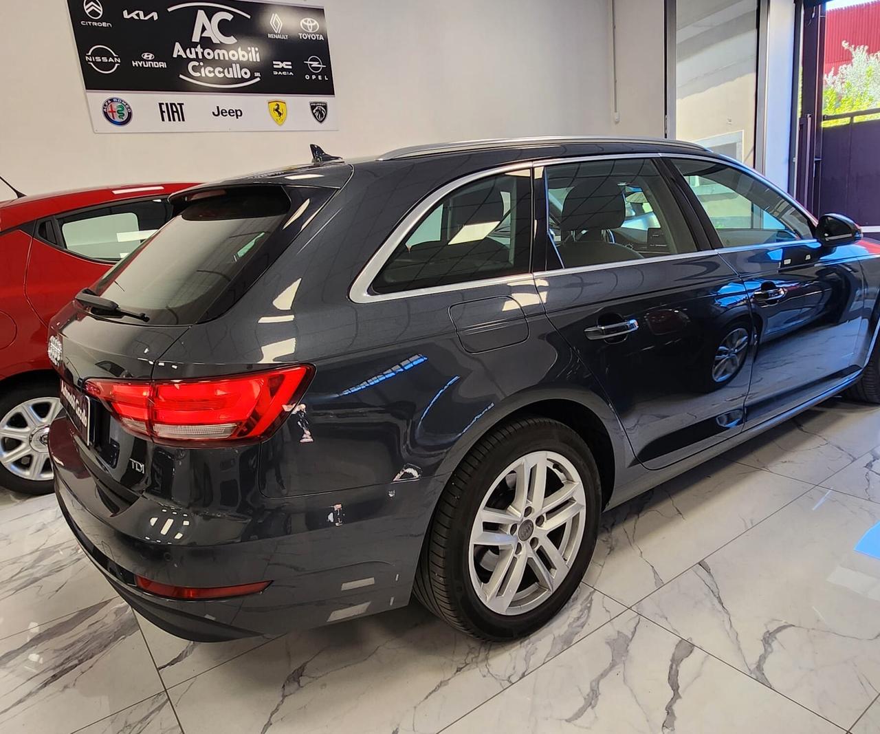 Audi A4 2.0 TDI 150 CV ultra S tronic Design