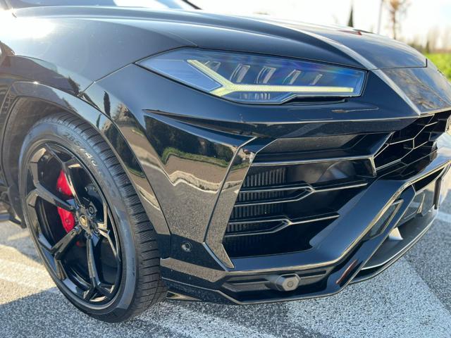 LAMBORGHINI Urus 4.0 V8 650CV