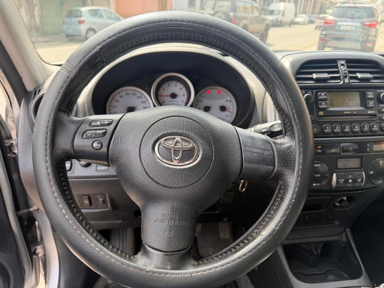 Toyota RAV 4 RAV4 2.0 Tdi D-4D cat 5 porte Sol