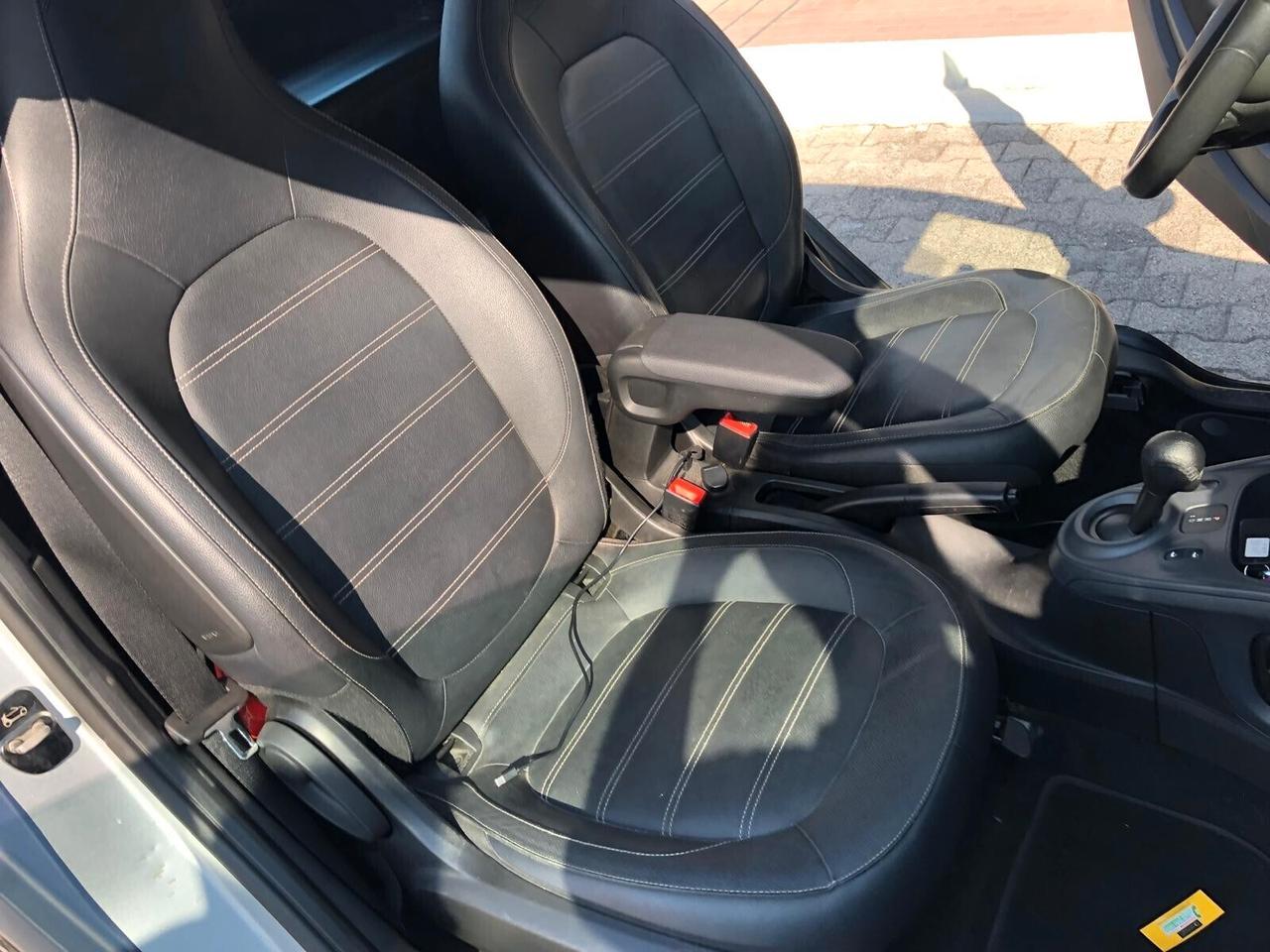 Smart ForTwo 90 0.9 Turbo NAVY/PELLE/TELECAMERA ECC...CABRIO POSSIBILITA' GARANZIA EUROPEA CONFORMGETS COMPLETA FINO A 60 MESI!!!