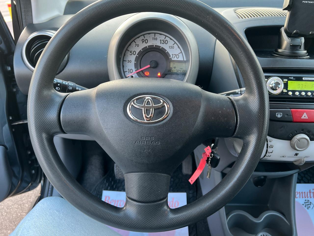 Toyota Aygo 1.0 Now TAGLIANDATA CON GARANZIA