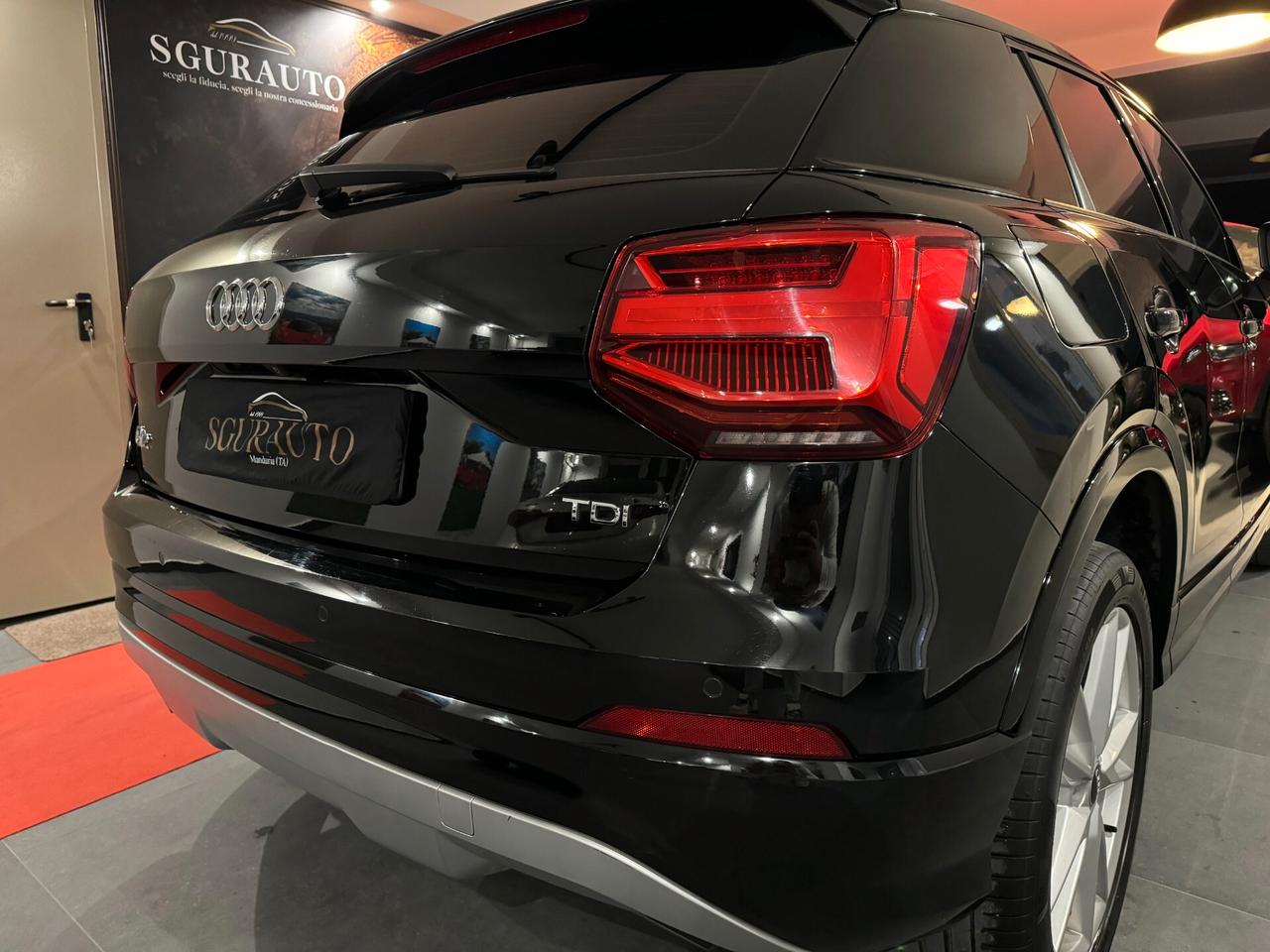 AUDI Q2 1.6 TDI S-TRONIC S-LINE NAVI PELLE XENO 18