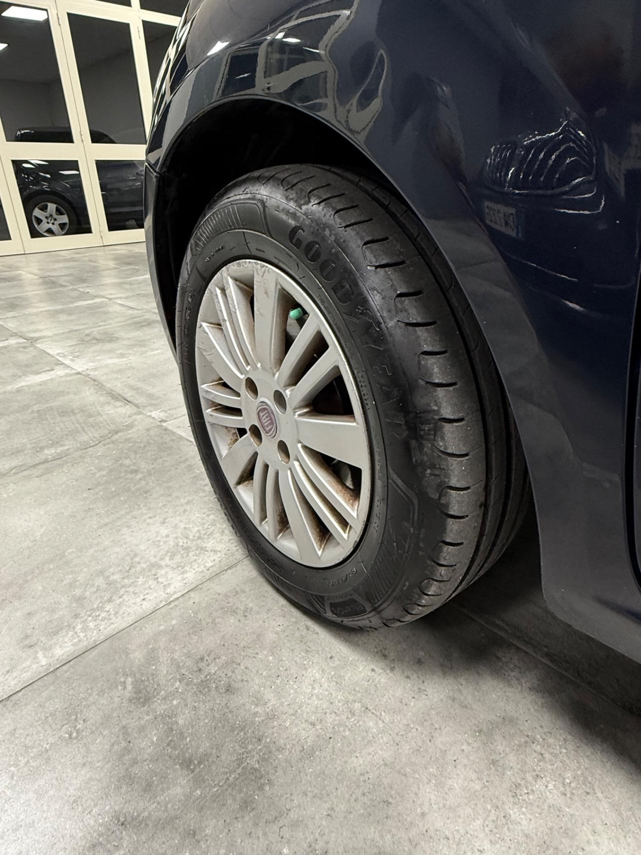 Fiat Grande Punto 1.3 MJT 90 CV 5 porte Emotion