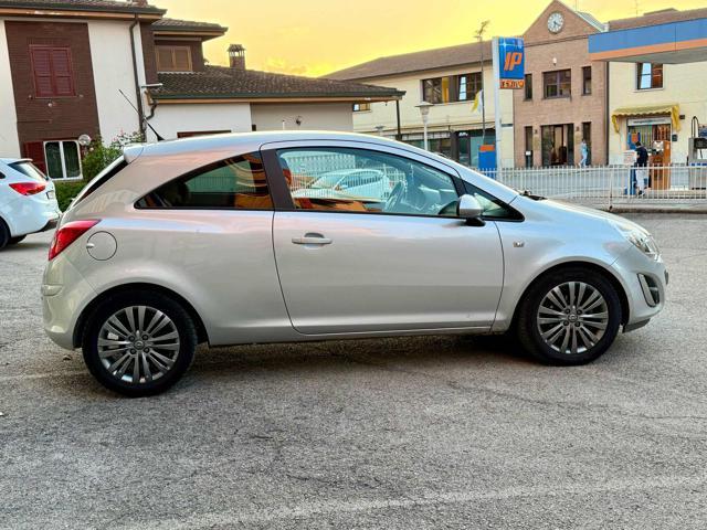 OPEL Corsa 1.2 85CV 3 porte GPL-TECH Edition