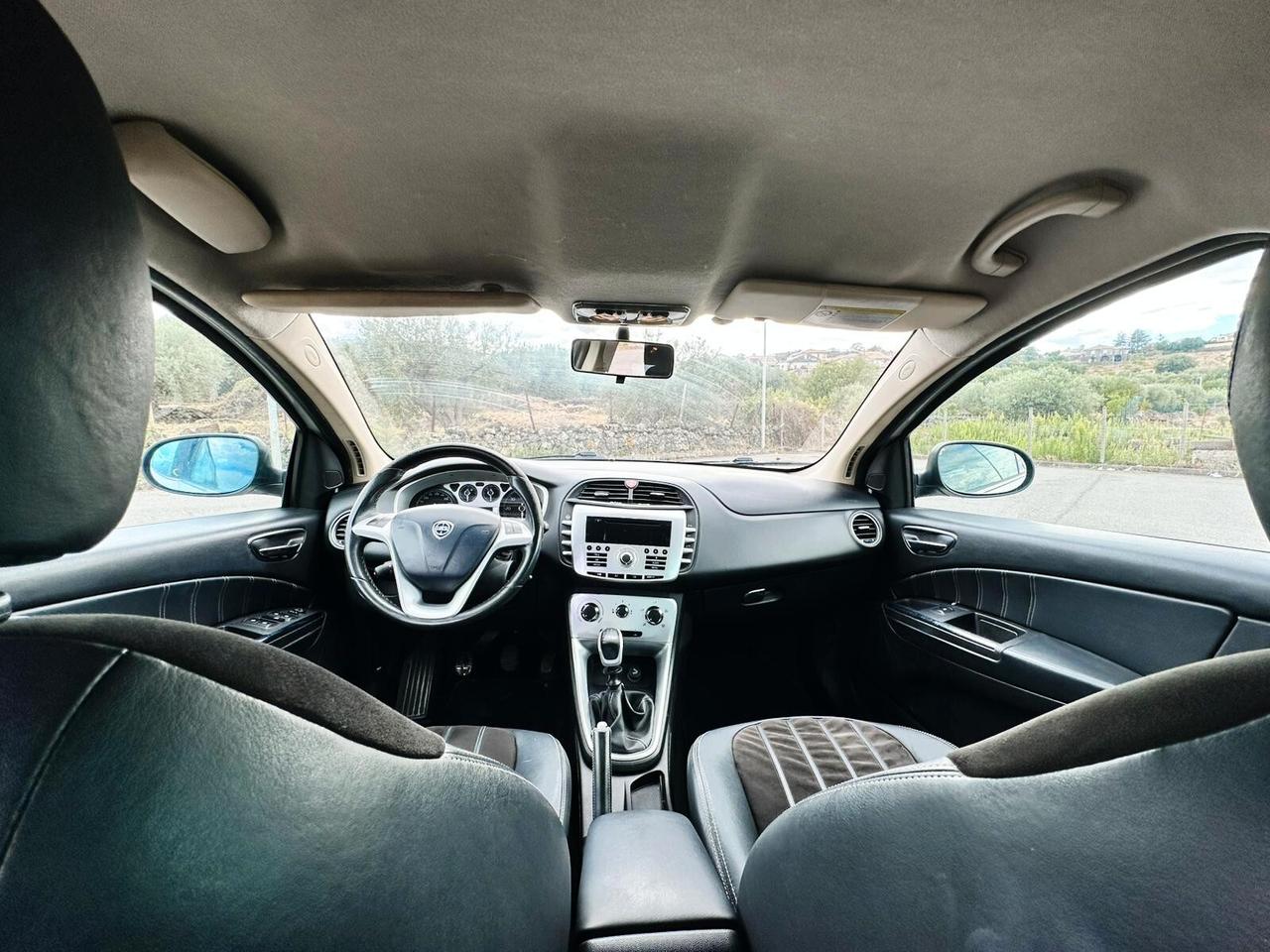 Lancia Delta 1.9 MJT Twinturbo DPF